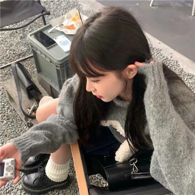 我们在黑夜中相拥
